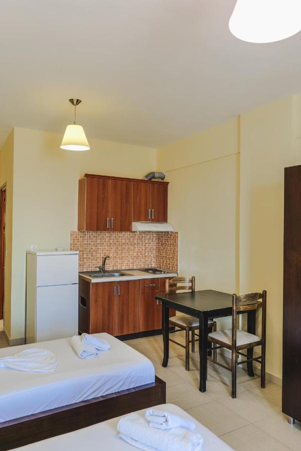 Summer Dream Hotel Sarande Exterior photo