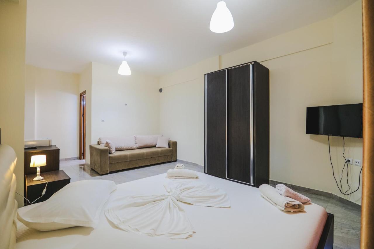 Summer Dream Hotel Sarande Exterior photo
